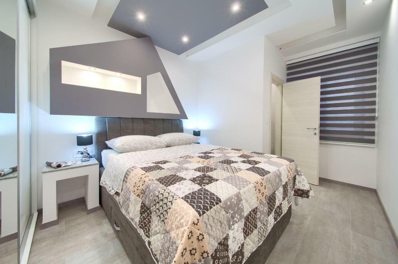 Luxury Vall Apartment Крк Экстерьер фото