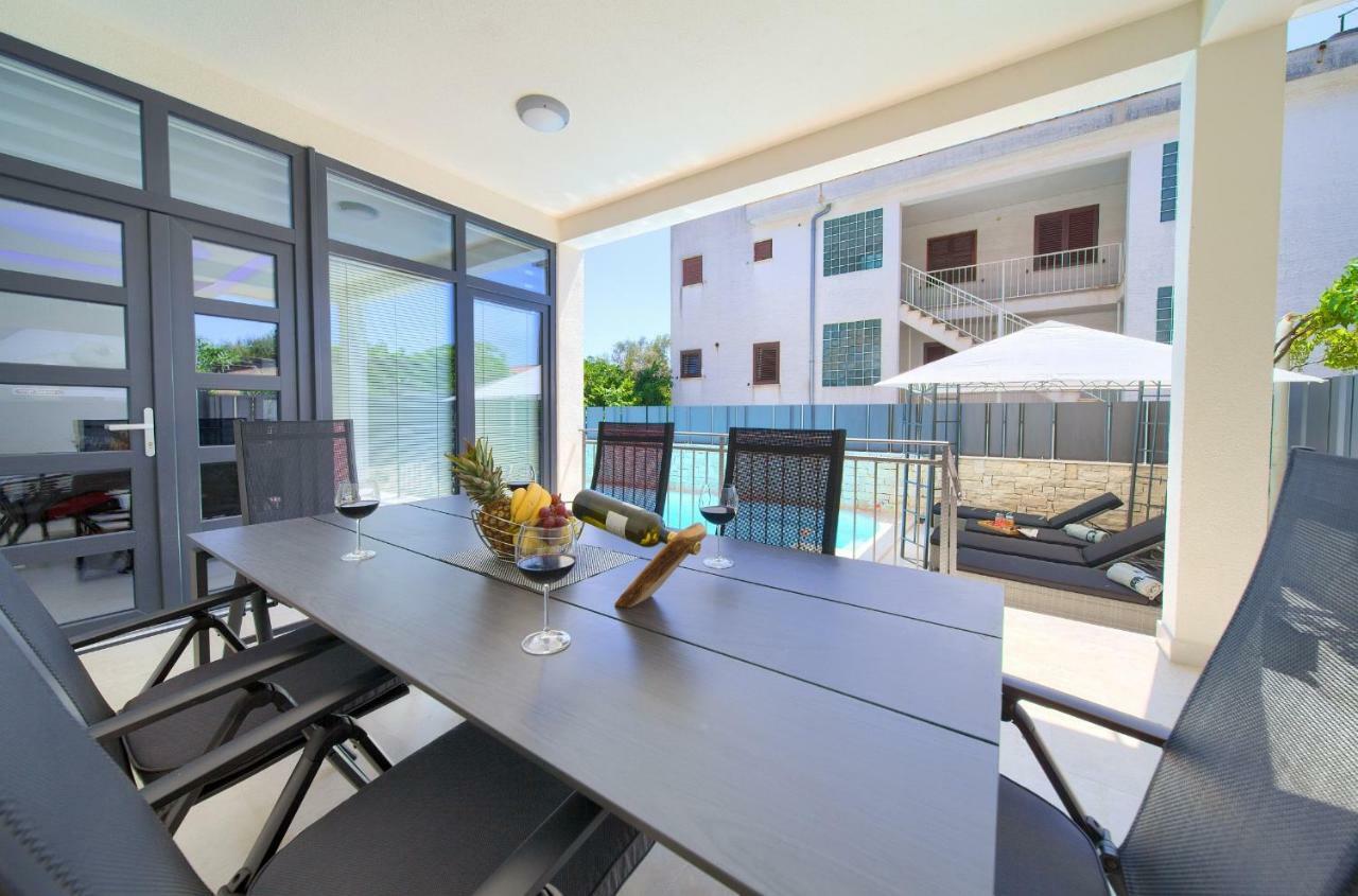 Luxury Vall Apartment Крк Экстерьер фото