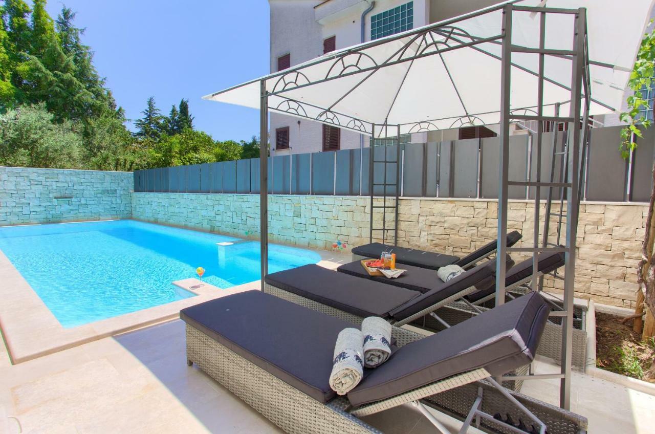 Luxury Vall Apartment Крк Экстерьер фото