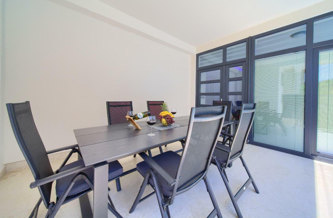Luxury Vall Apartment Крк Экстерьер фото