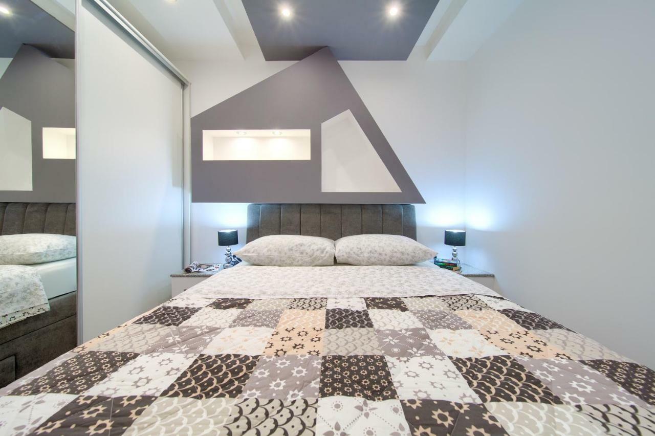 Luxury Vall Apartment Крк Экстерьер фото