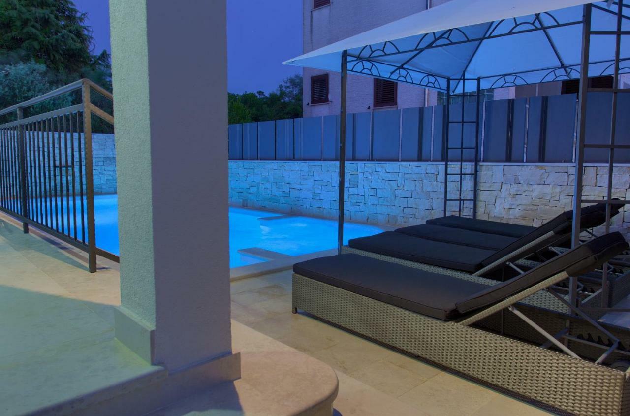 Luxury Vall Apartment Крк Экстерьер фото